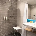 Express Caen By Ihg Hotel 3*