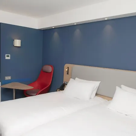 Отель Express Caen By Ihg Epron