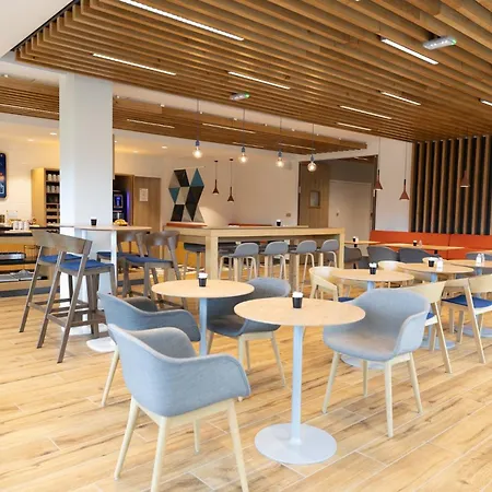 Express Caen By Ihg 3* Epron