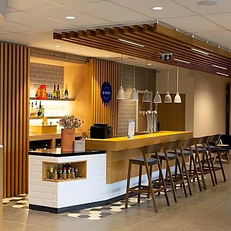 Express Caen By Ihg 3* Epron