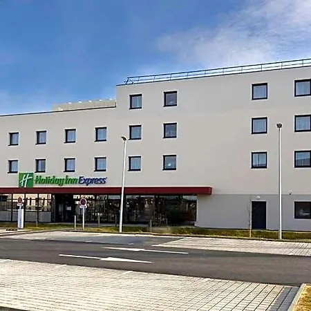 Express Caen By Ihg Epron