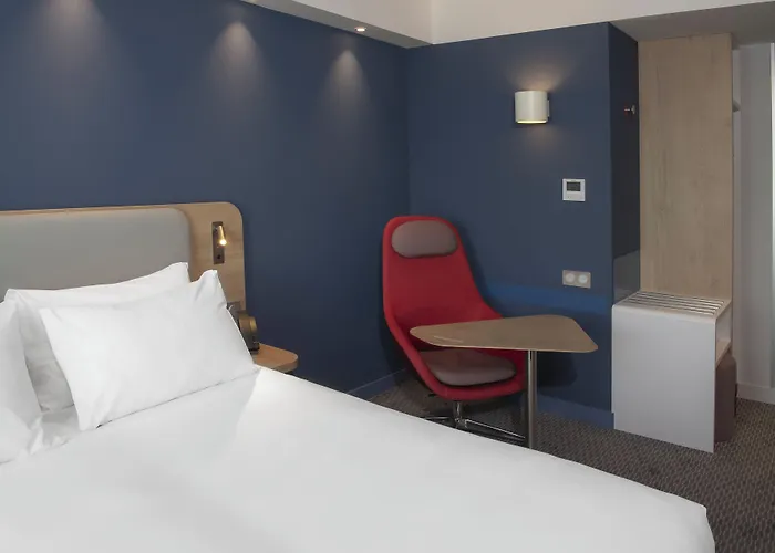 Hotel Express Caen By Ihg