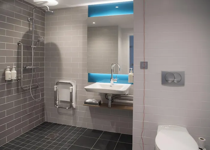 Express Caen By Ihg Hotel